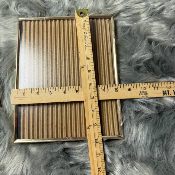 VTG Gold Metal Glass Picture Frames 8x10 Set Of Two 80s 90s - Picture 4 of 4